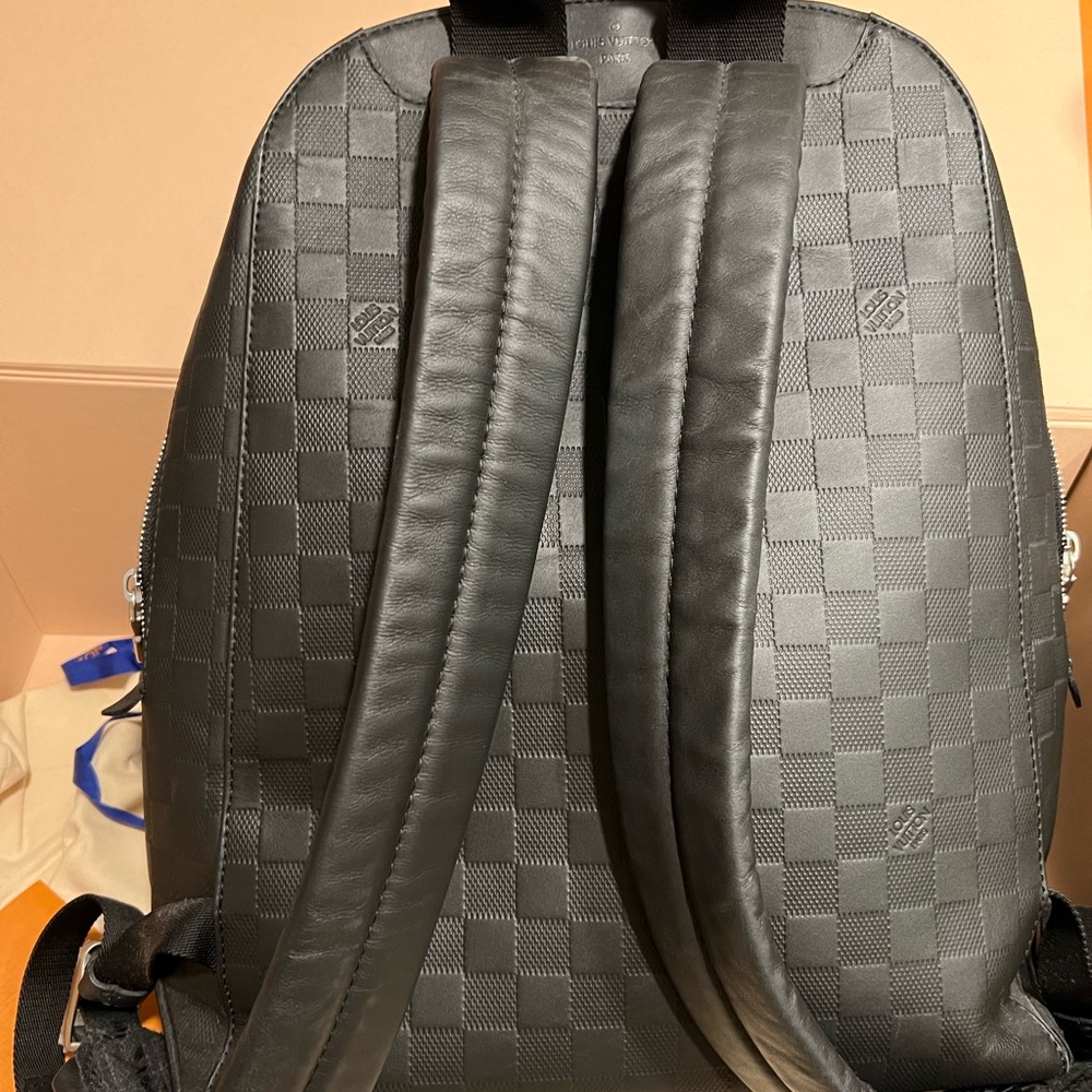 Louis Vuitton backpack - Picture 10 of 13